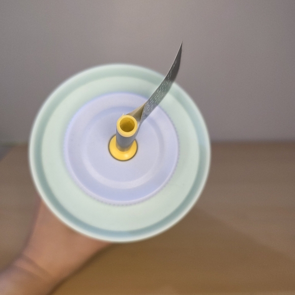 Starbucks Lime Green Tumbler 24 Oz - Picture 3 of 4